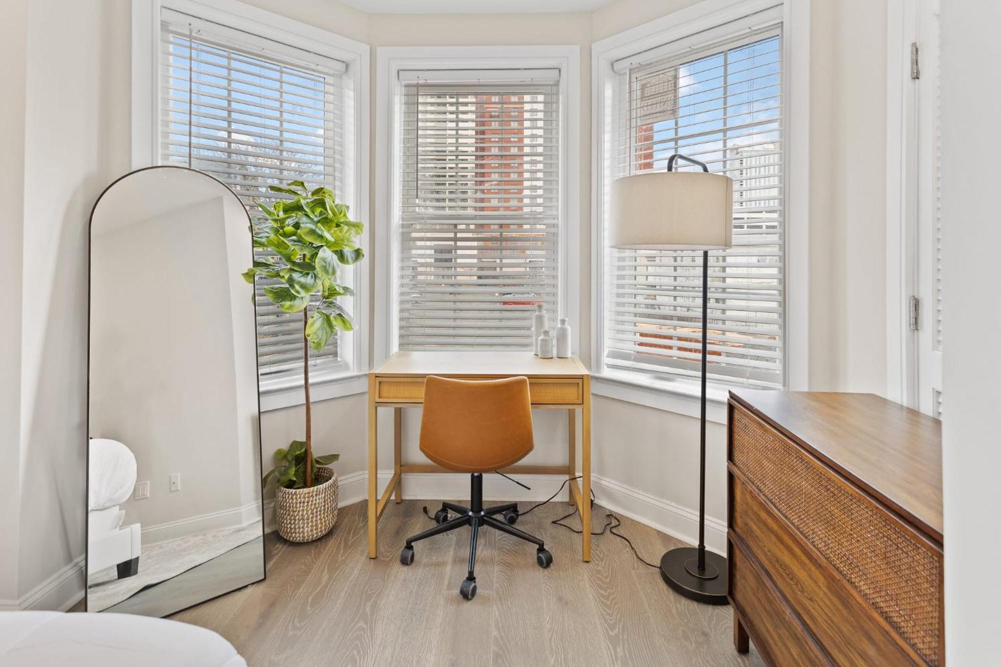 Loopin Around Atlantic Luxe 5br Townhouse In Orange Loop * Atlantic City