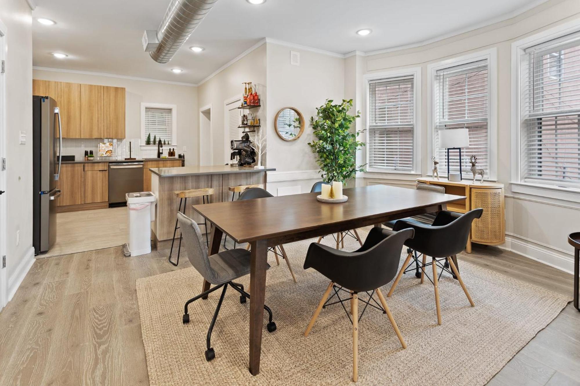 Loopin Around Atlantic Luxe 5br Townhouse In Orange Loop Holiday home *